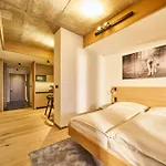 Labska 20 - Apartmanovy Dum